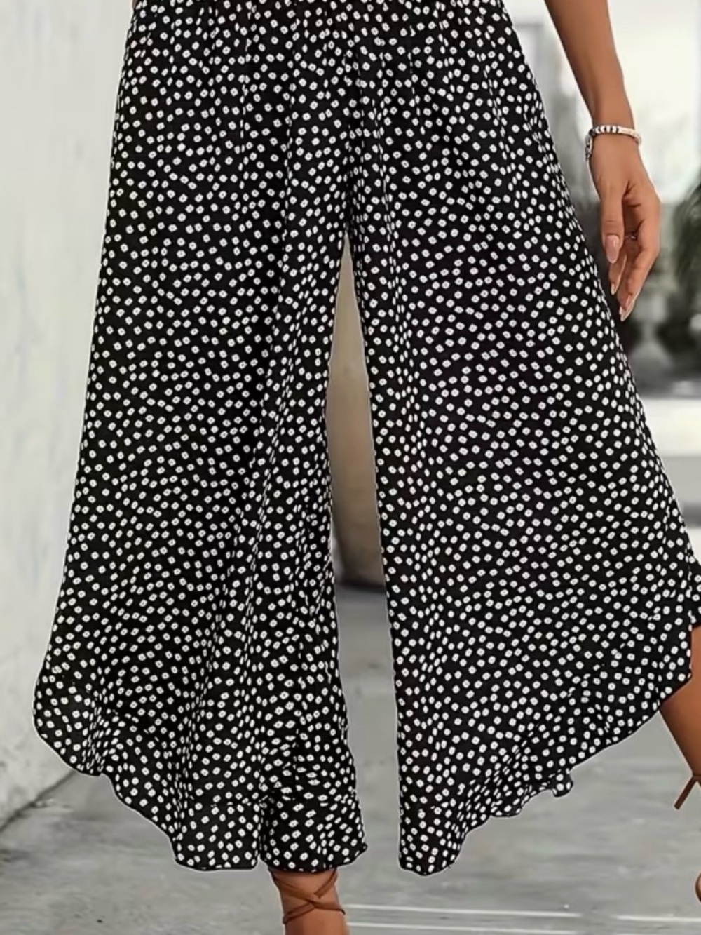 Women’s Black & White Wide-Leg Pants
